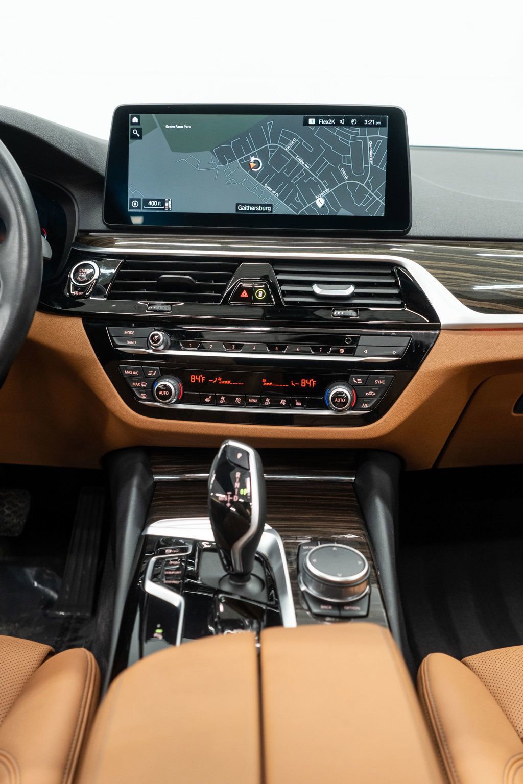 Used 2022 BMW 530i xDrive w/ Premium Package image 20