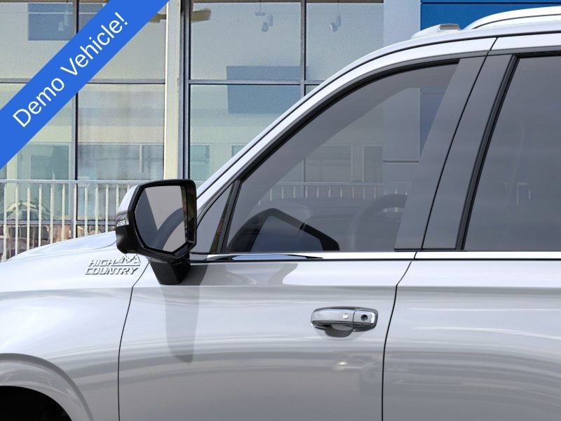 New 2026 Chevrolet Tahoe High Country w/ Sun And Tow Package AWD/4WD image 12