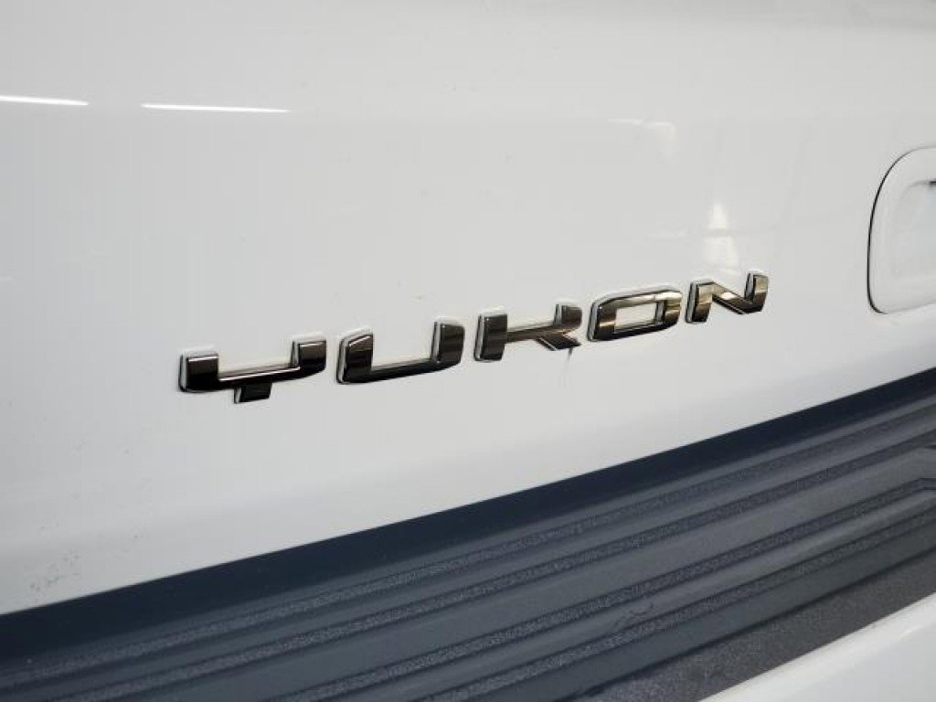 Used 2021 GMC Yukon Denali w/ Denali Premium Package image 7