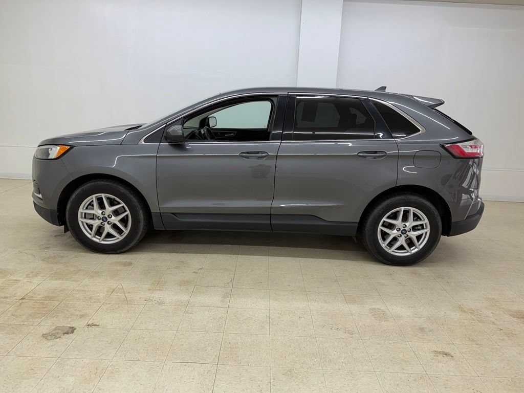 Used 2022 Ford Edge SEL AWD/4WD image 2