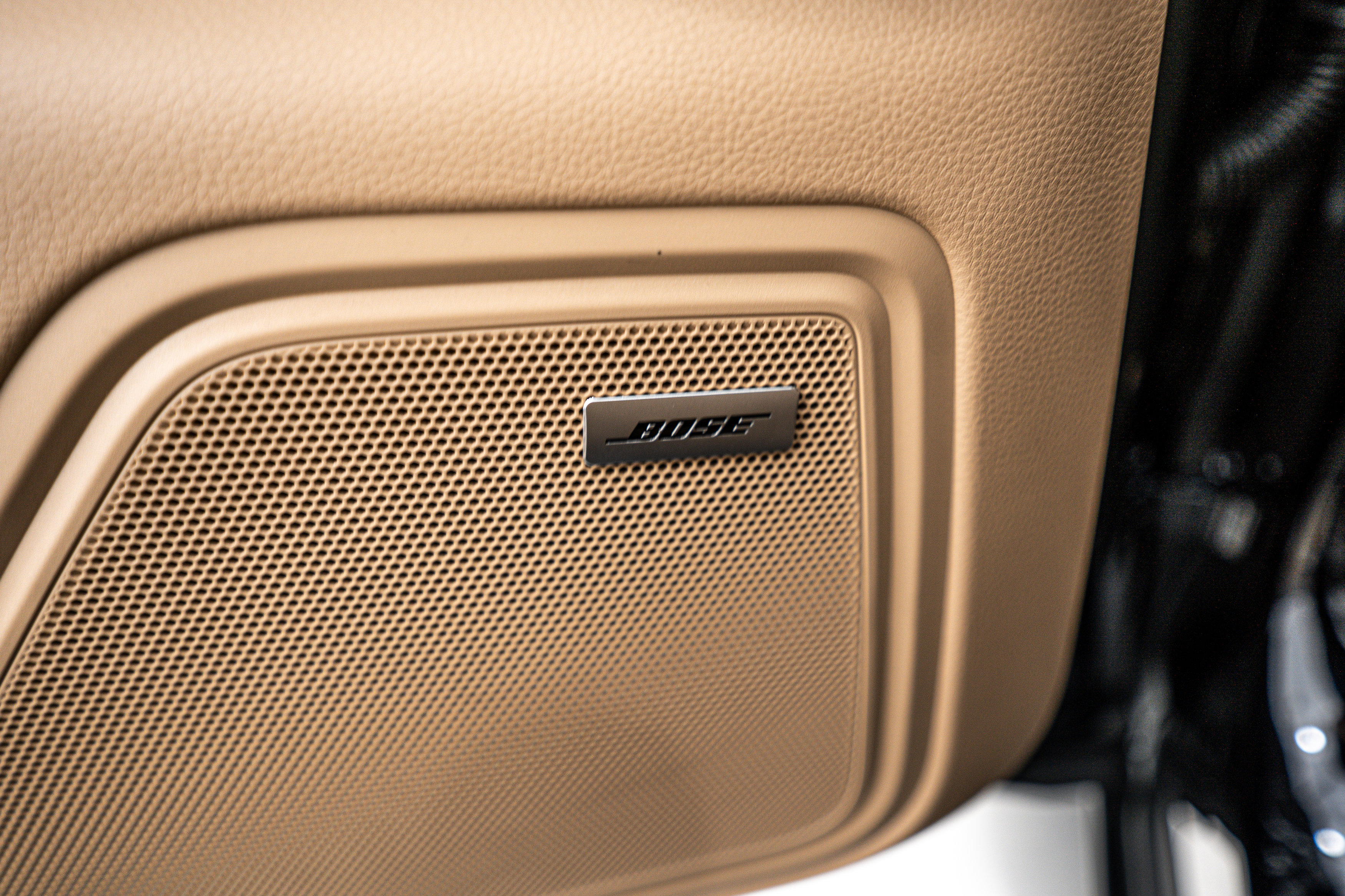 New 2025 Porsche Macan image 18