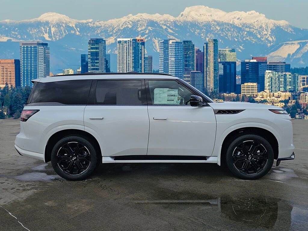 New 2026 INFINITI QX80 4WD image 8