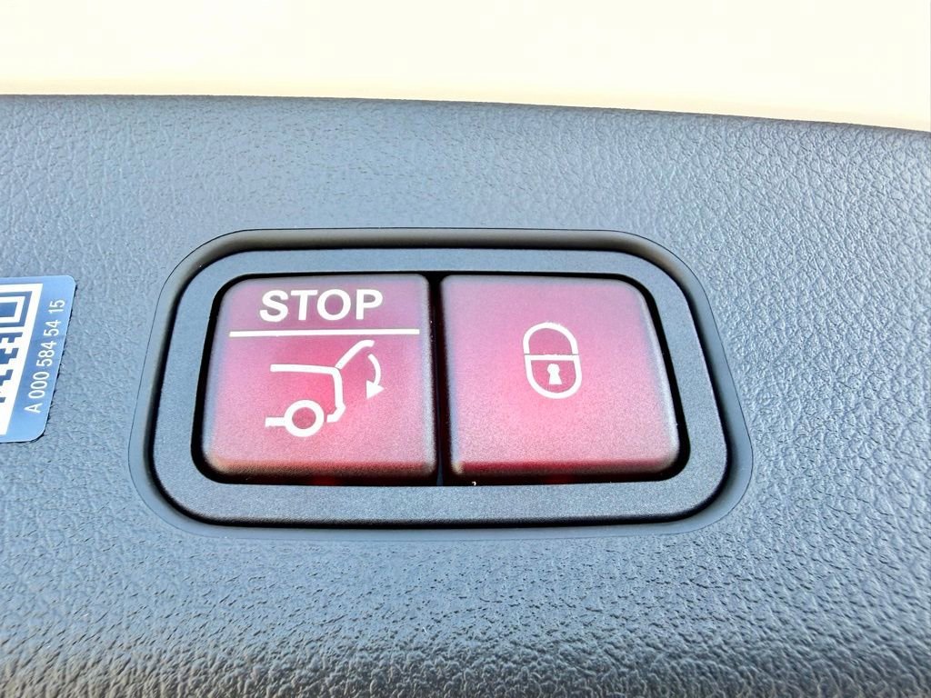 New 2026 Mercedes-Benz GLC 43 AMG 4MATIC image 14