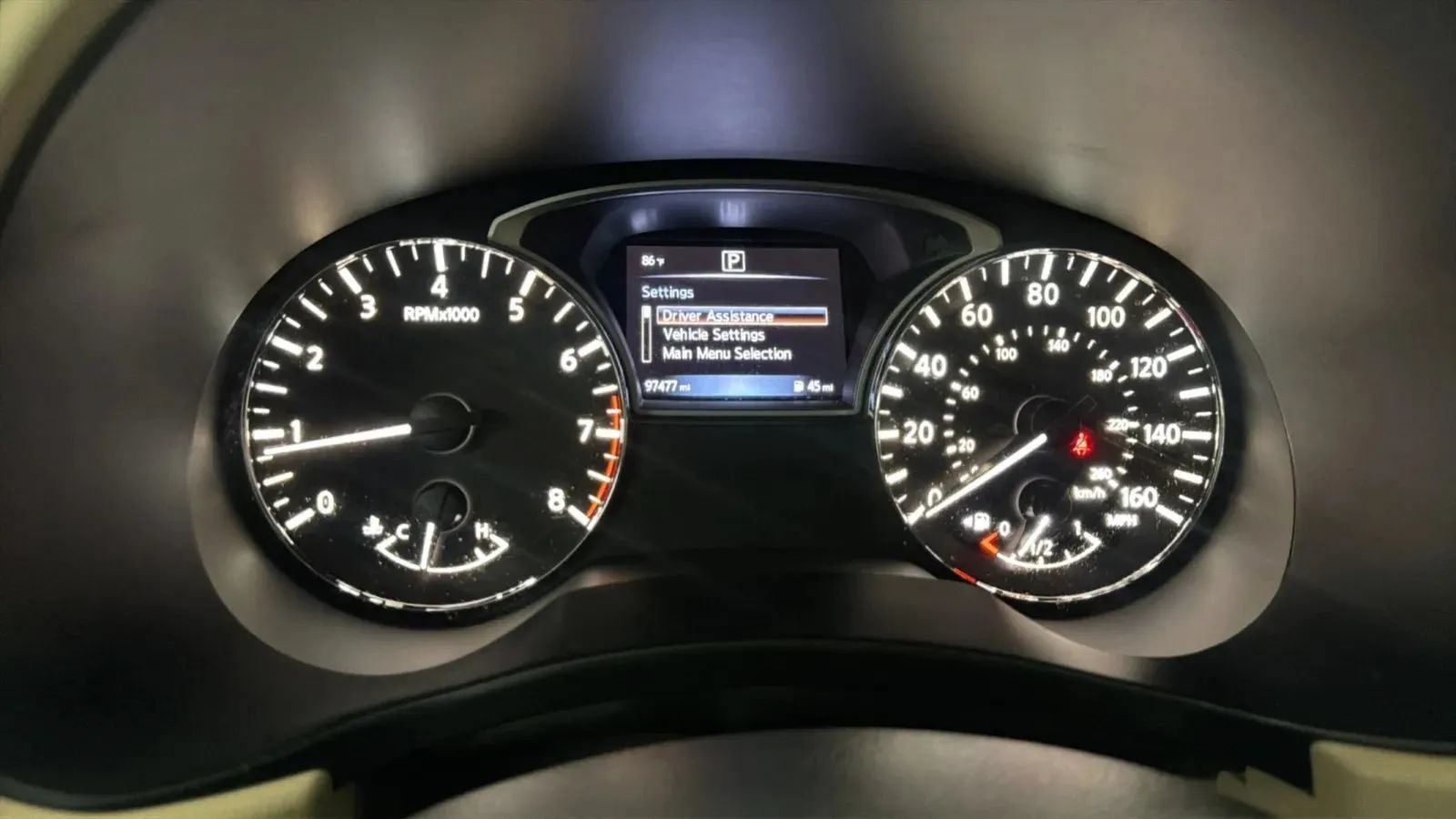 Used 2016 Nissan Pathfinder SV FWD image 11