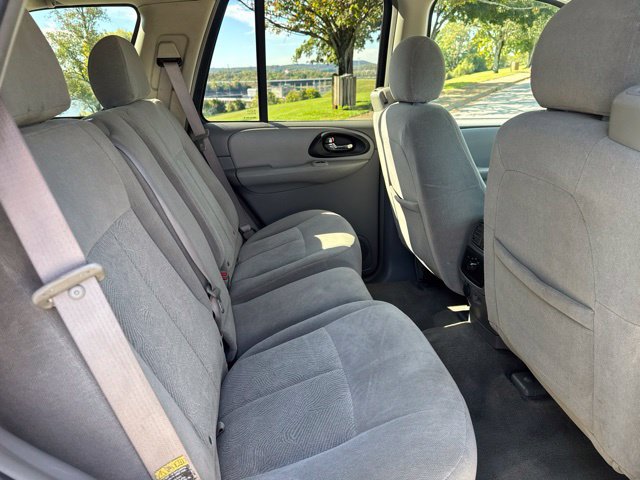 Used 2005 Chevrolet TrailBlazer LS w/ LS Preferred Equipment Group AWD/4WD image 11