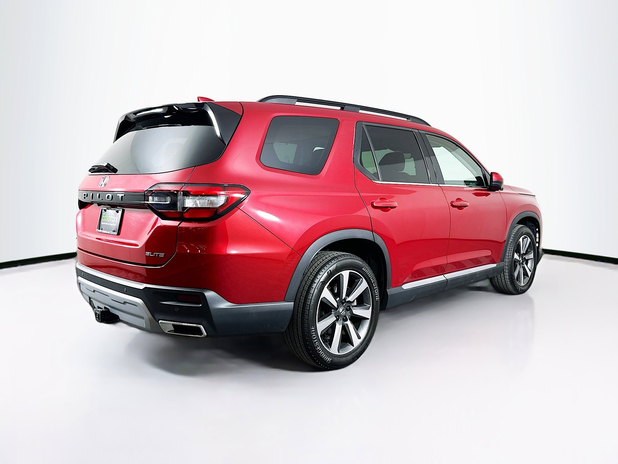 Used 2023 Honda Pilot Elite image 9