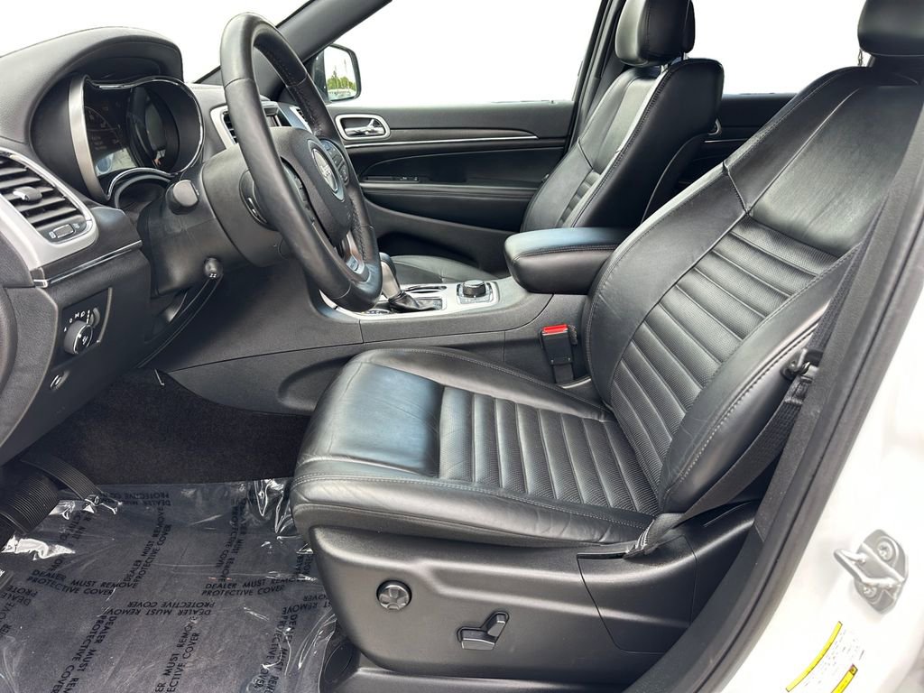 Used 2018 Jeep Grand Cherokee Limited AWD/4WD image 14