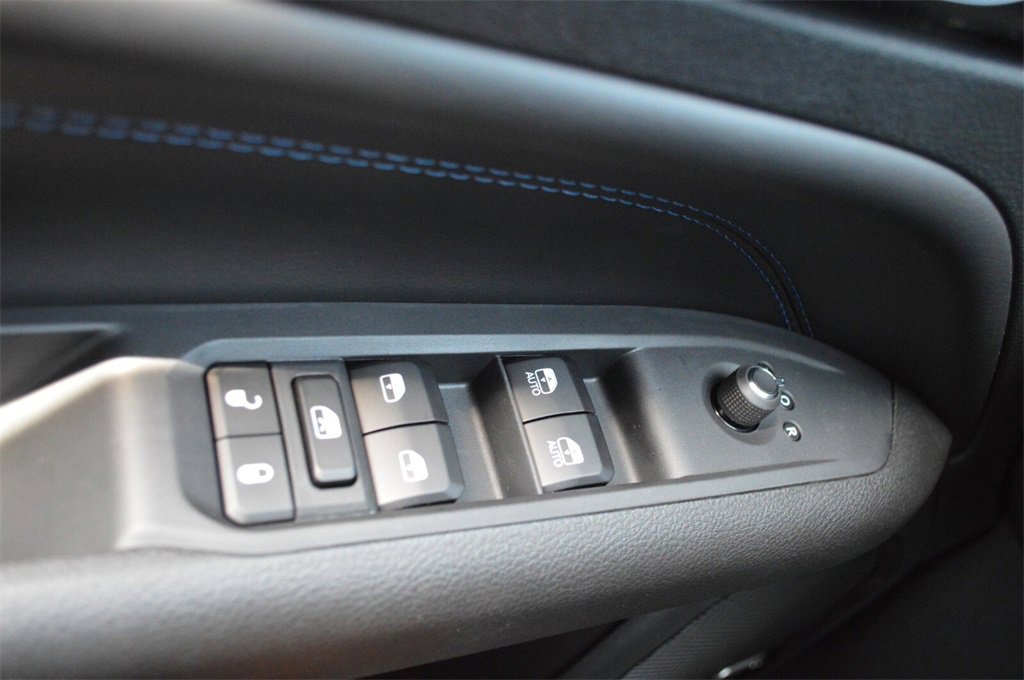 New 2025 Jeep Compass Limited w/ Sun and Sound Group image 24