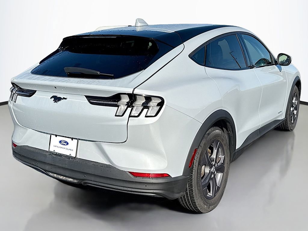 Used 2022 Ford Mustang Mach-E Select image 8