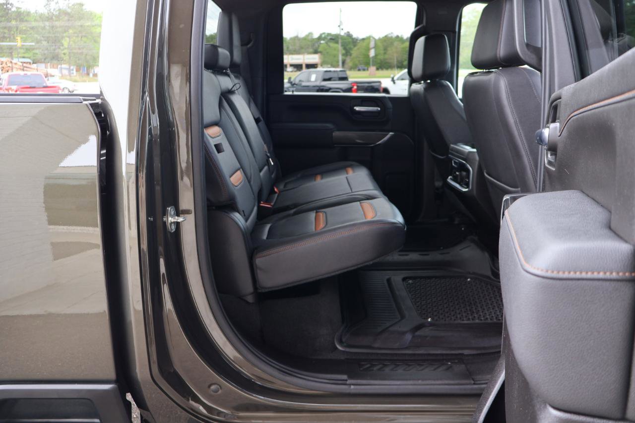 Used 2023 GMC Sierra 2500 AT4 image 12