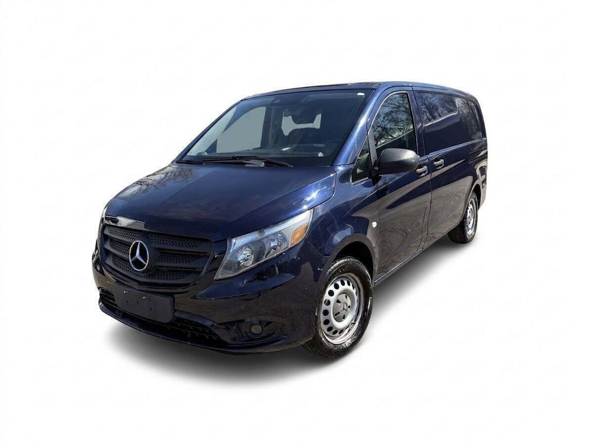 Used 2016 Mercedes-Benz Metris image 1