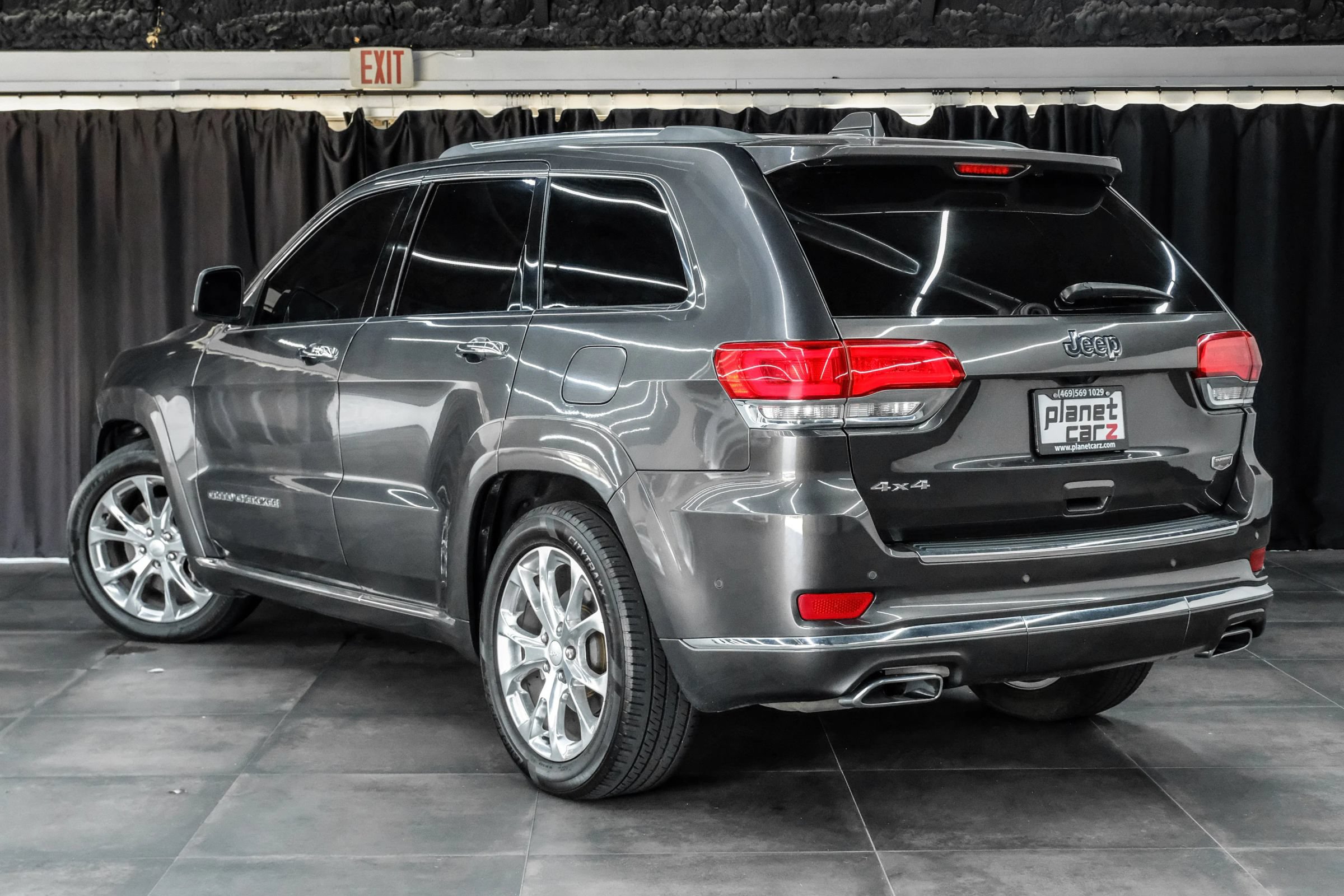 Used 2021 Jeep Grand Cherokee Summit AWD/4WD image 11