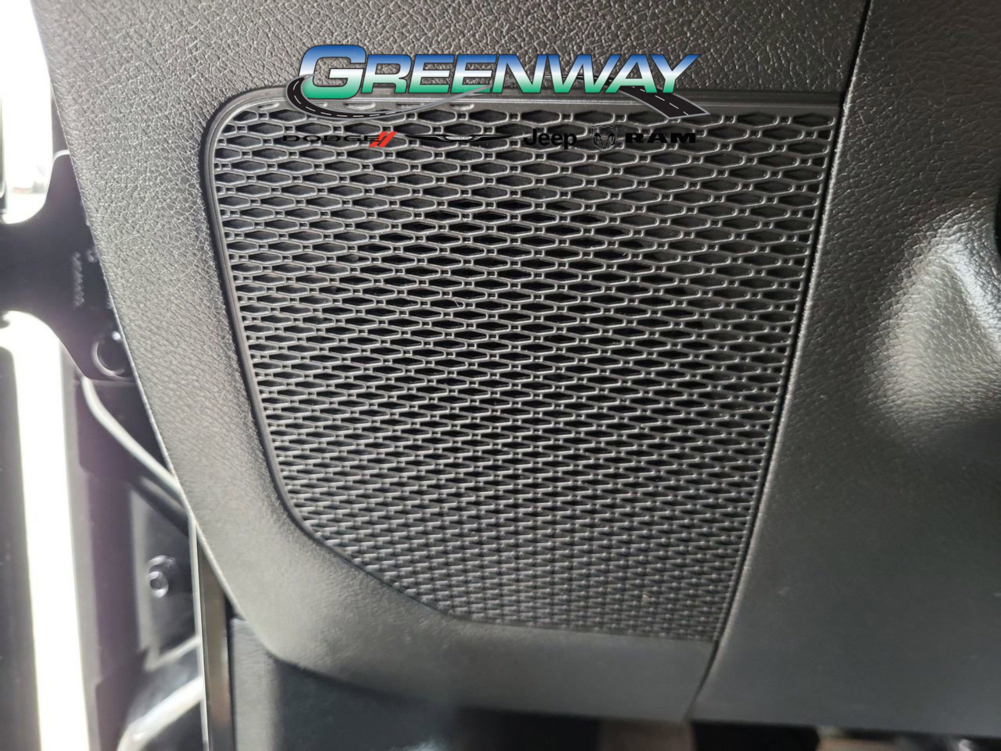 Used 2022 Jeep Gladiator Rubicon w/ Cold Weather Group image 16