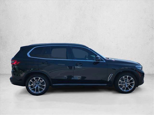 Used 2021 BMW X5 xDrive40i w/ Convenience Package AWD/4WD image 4