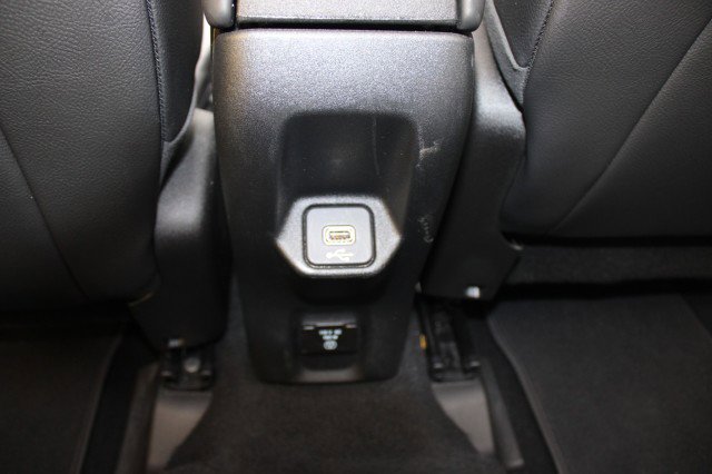 Used 2019 Jeep Renegade Limited w/ UConnect 8.4 Nav Group image 19