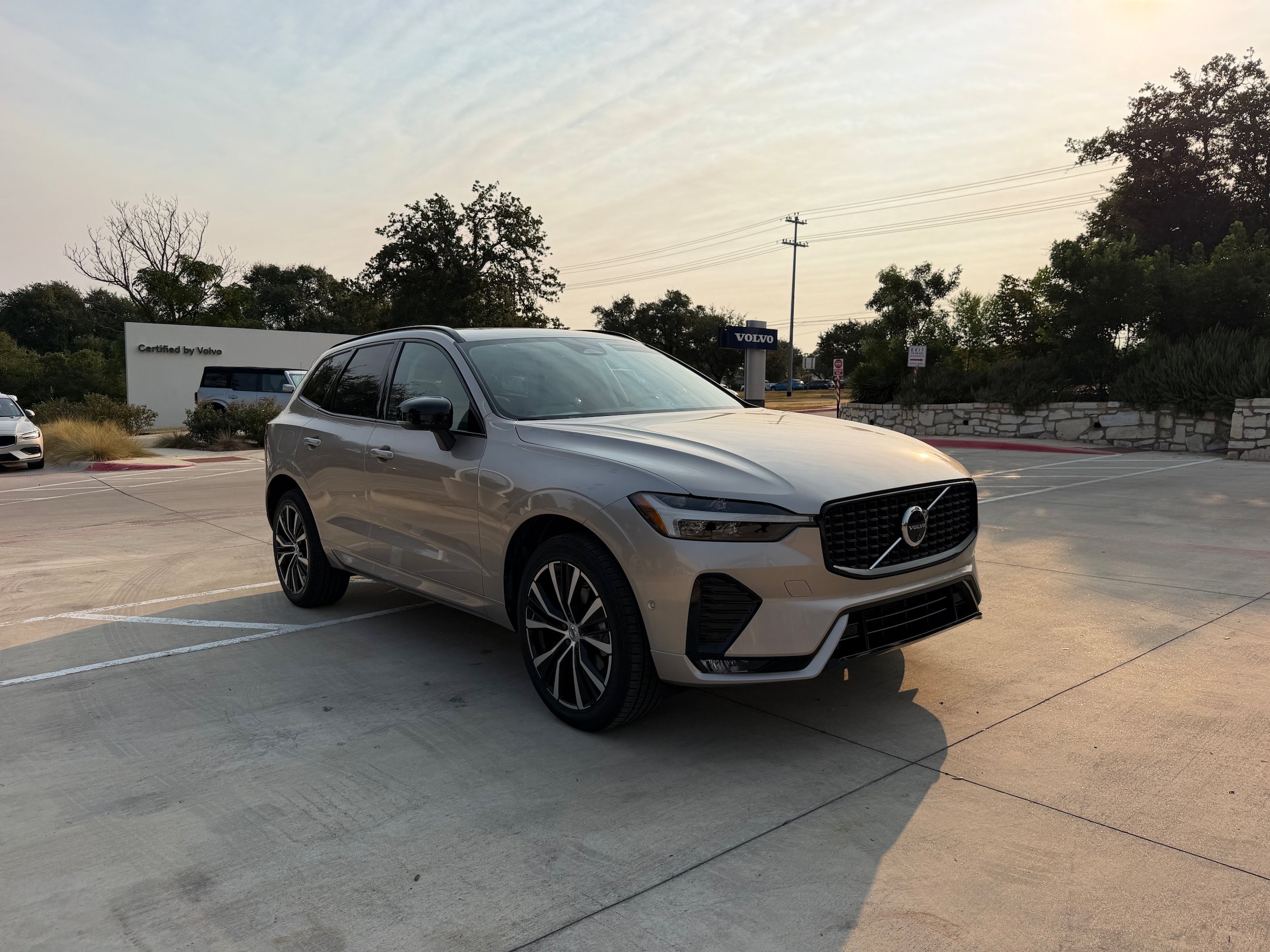 Certified 2024 Volvo XC60 B5 Ultimate AWD/4WD image 7