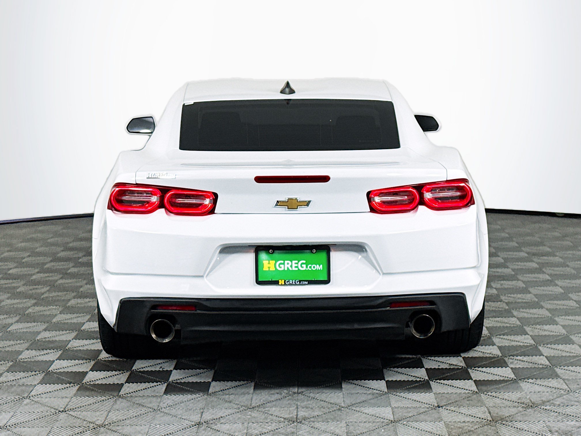 Used 2023 Chevrolet Camaro LS RWD image 7