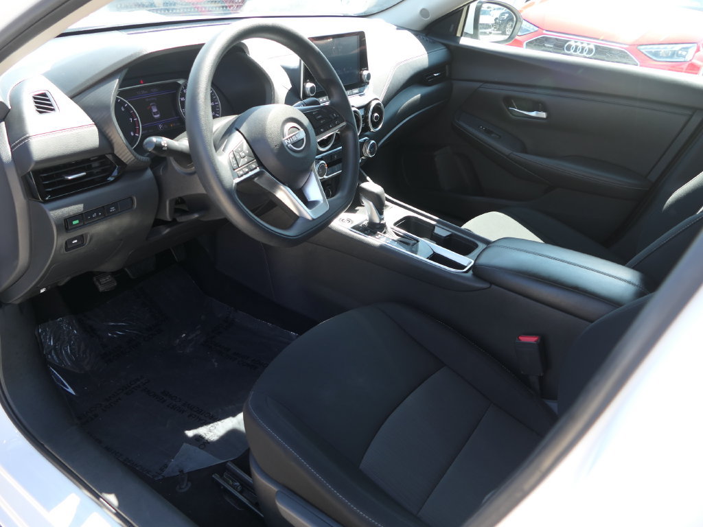 Used 2024 Nissan Sentra SV FWD image 10