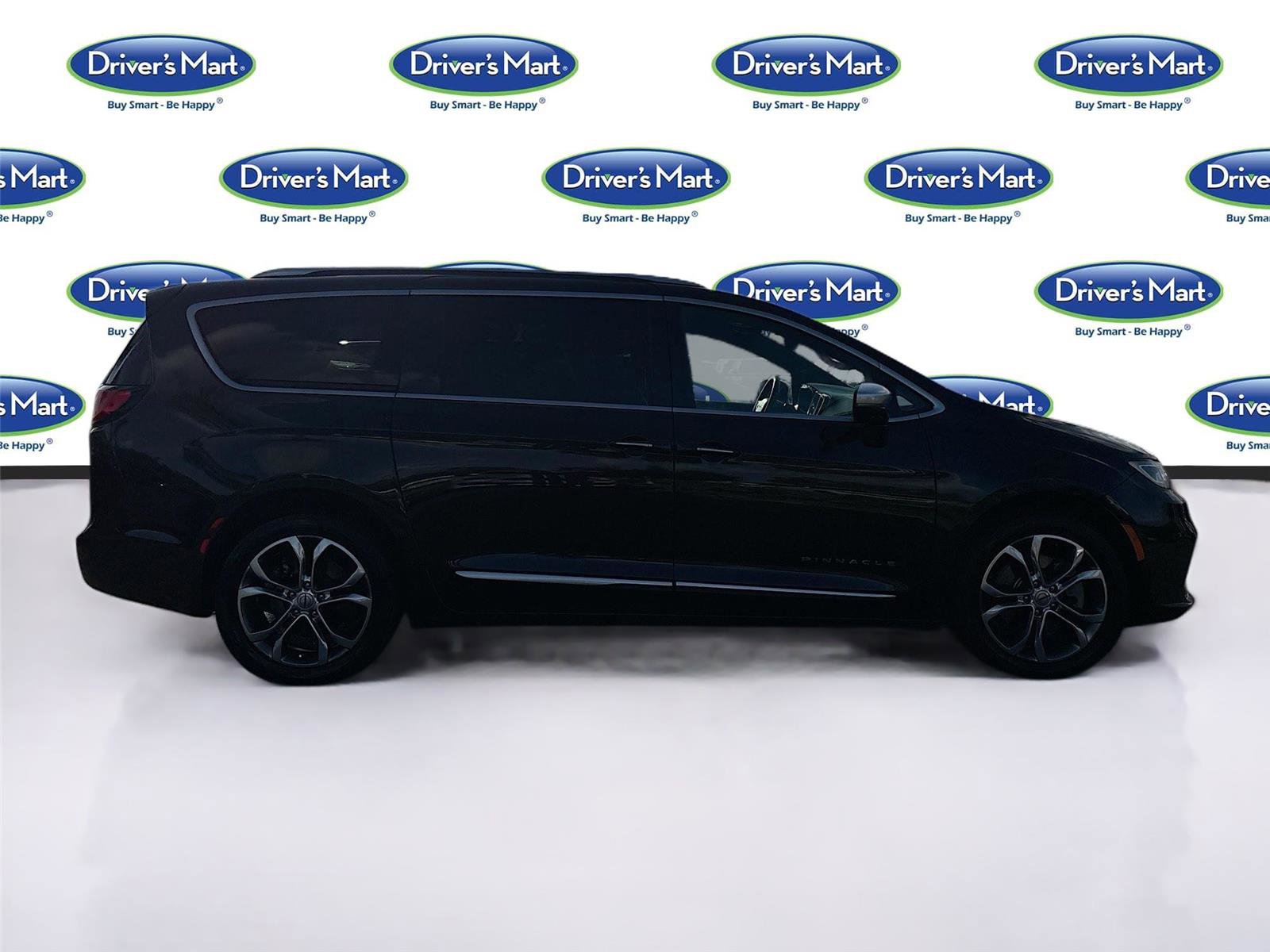 Used 2021 Chrysler Pacifica Pinnacle image 9