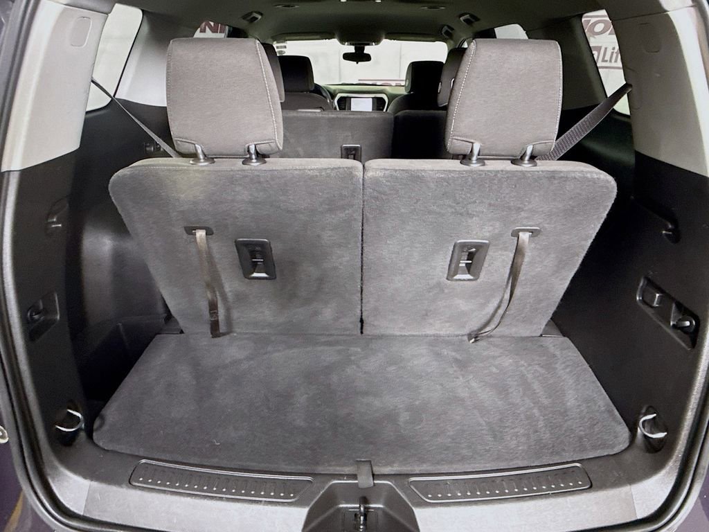 Used 2019 GMC Acadia SLE w/ LPO, Cargo Package image 26