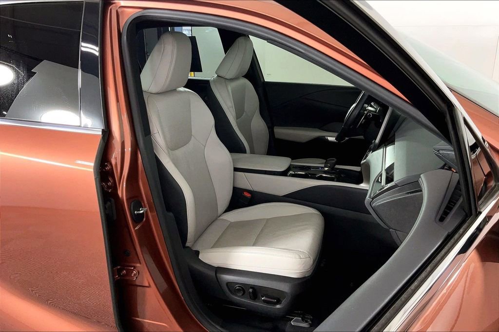 Used 2024 Lexus RX 350 Premium Plus w/ Convenience Package image 10