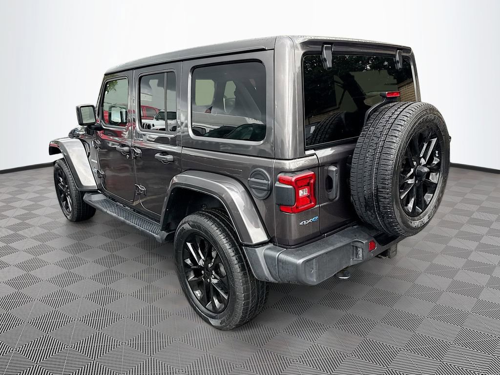 Used 2021 Jeep Wrangler Unlimited Sahara w/ Cold Weather Group AWD/4WD image 8