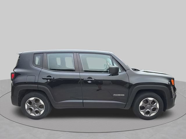 Used 2016 Jeep Renegade Sport w/ Power & Air Group FWD image 2