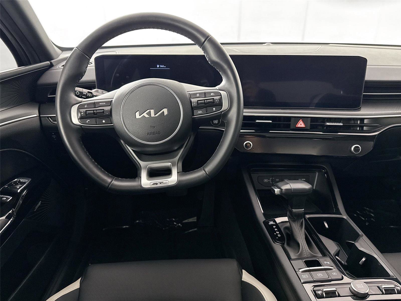 Used 2025 Kia K5 GT-Line w/ GT-Line Premium Package FWD image 31