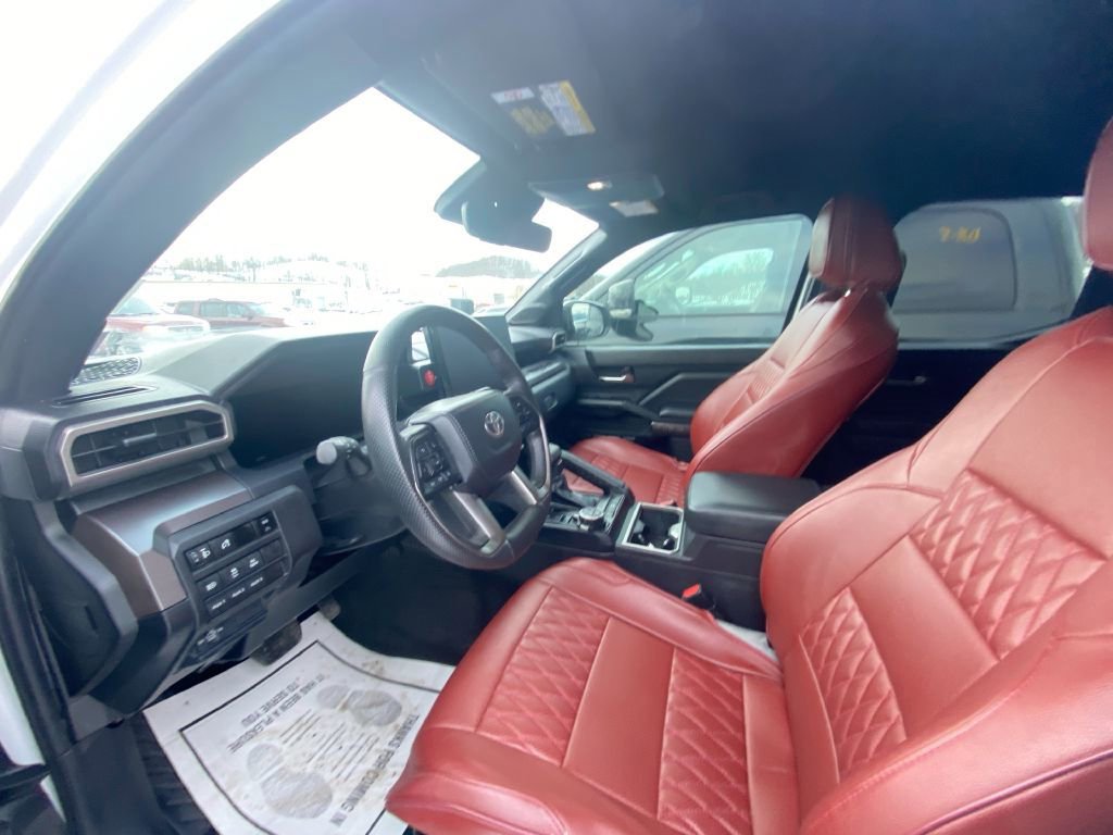 Used 2024 Toyota Tacoma TRD Off-Road image 2