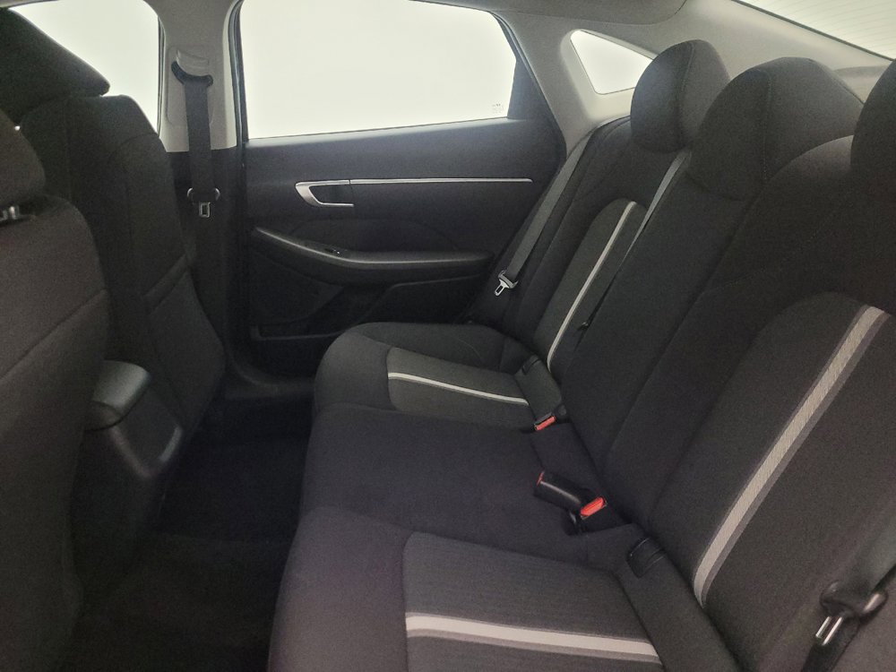 Used 2023 Hyundai Sonata SE FWD image 18