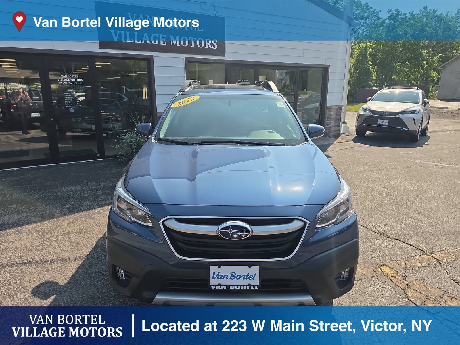 Used 2022 Subaru Outback Limited AWD/4WD image 2