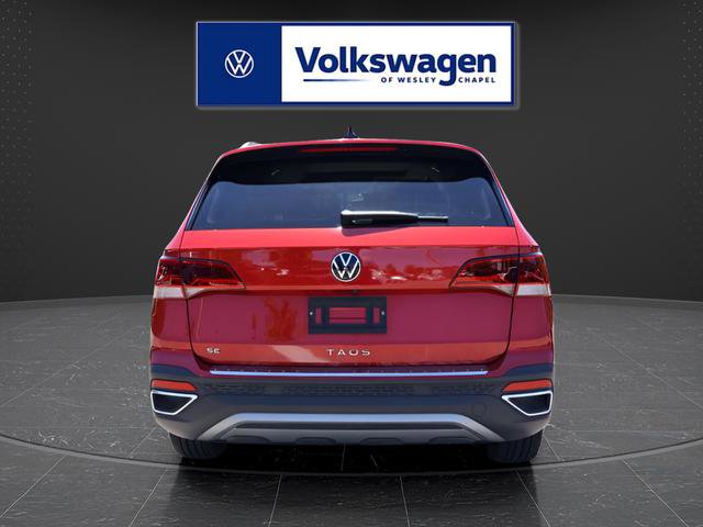 Certified 2022 Volkswagen Taos SE w/ Panoramic Sunroof Package FWD image 7