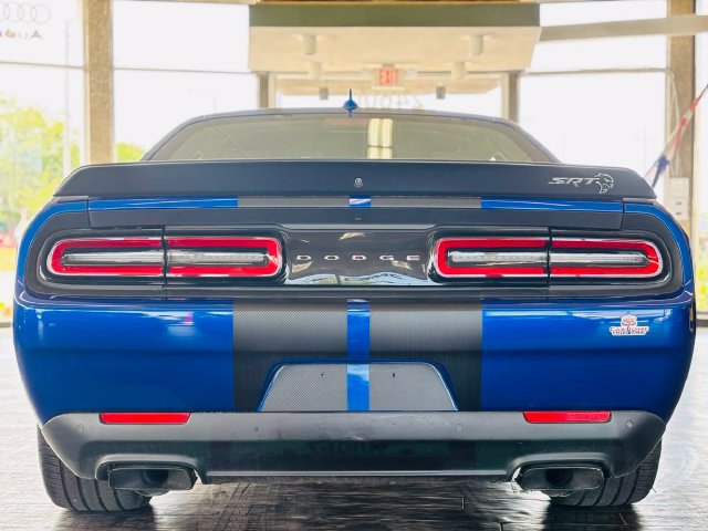 Used 2022 Dodge Challenger SRT Hellcat RWD image 12