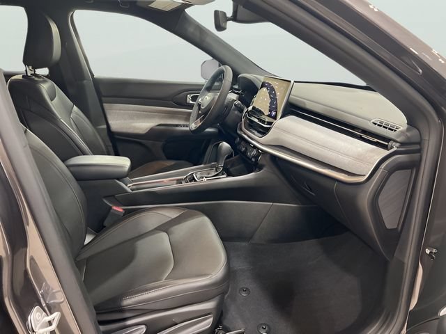 Used 2023 Jeep Compass Latitude AWD/4WD image 12