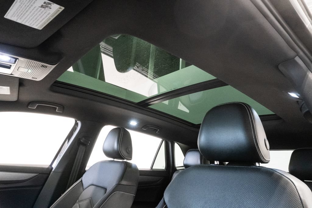 Used 2024 Volkswagen Atlas Cross Sport SE w/ Panoramic Sunroof Package AWD/4WD image 9
