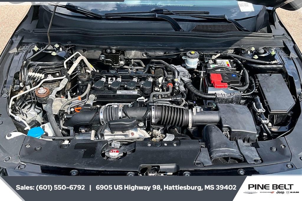 Used 2018 Honda Accord Sport image 8