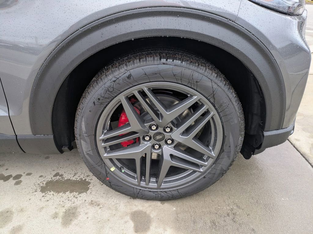 New 2026 Ford Explorer ST image 10