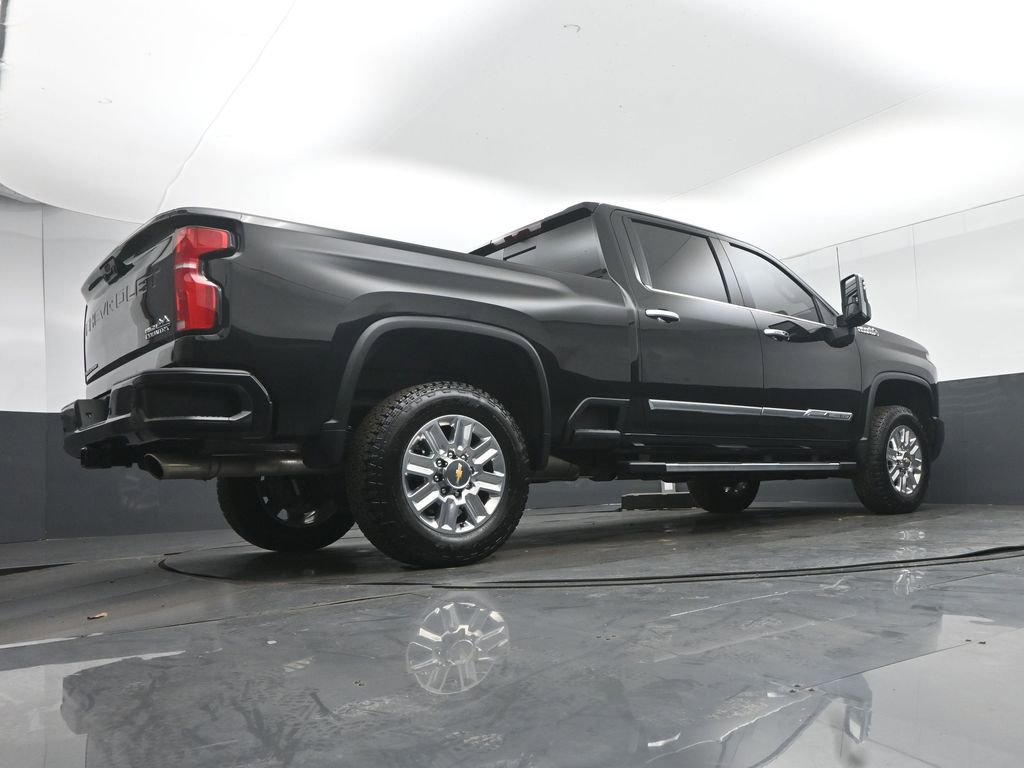 Used 2025 Chevrolet Silverado 2500 High Country image 68