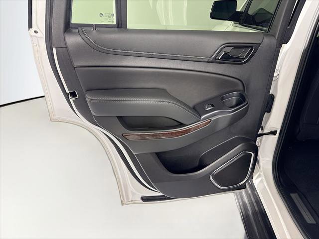 Used 2019 GMC Yukon SLT w/ Premium Edition AWD/4WD image 28