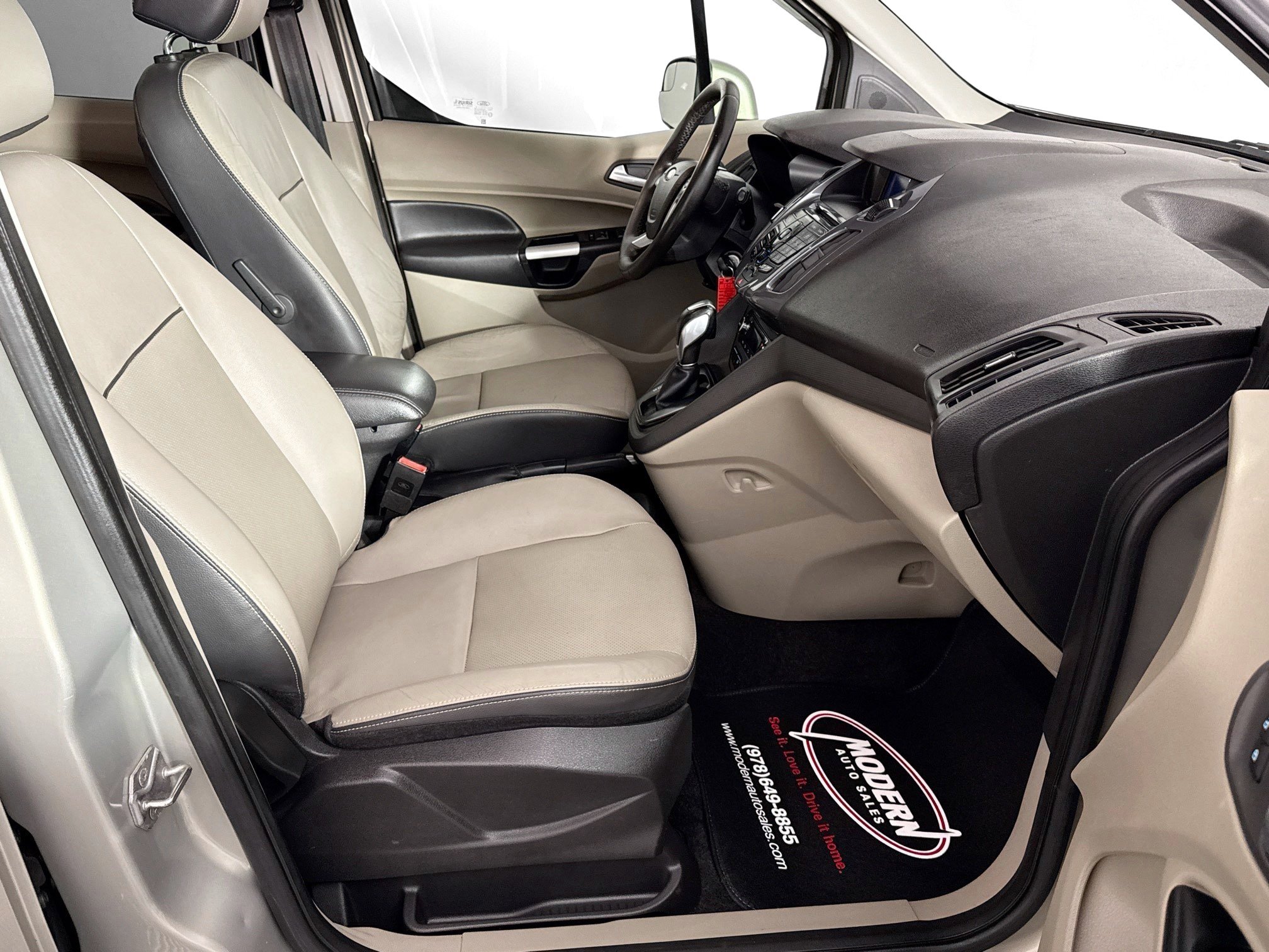 Used 2016 Ford Transit Connect Titanium FWD image 35