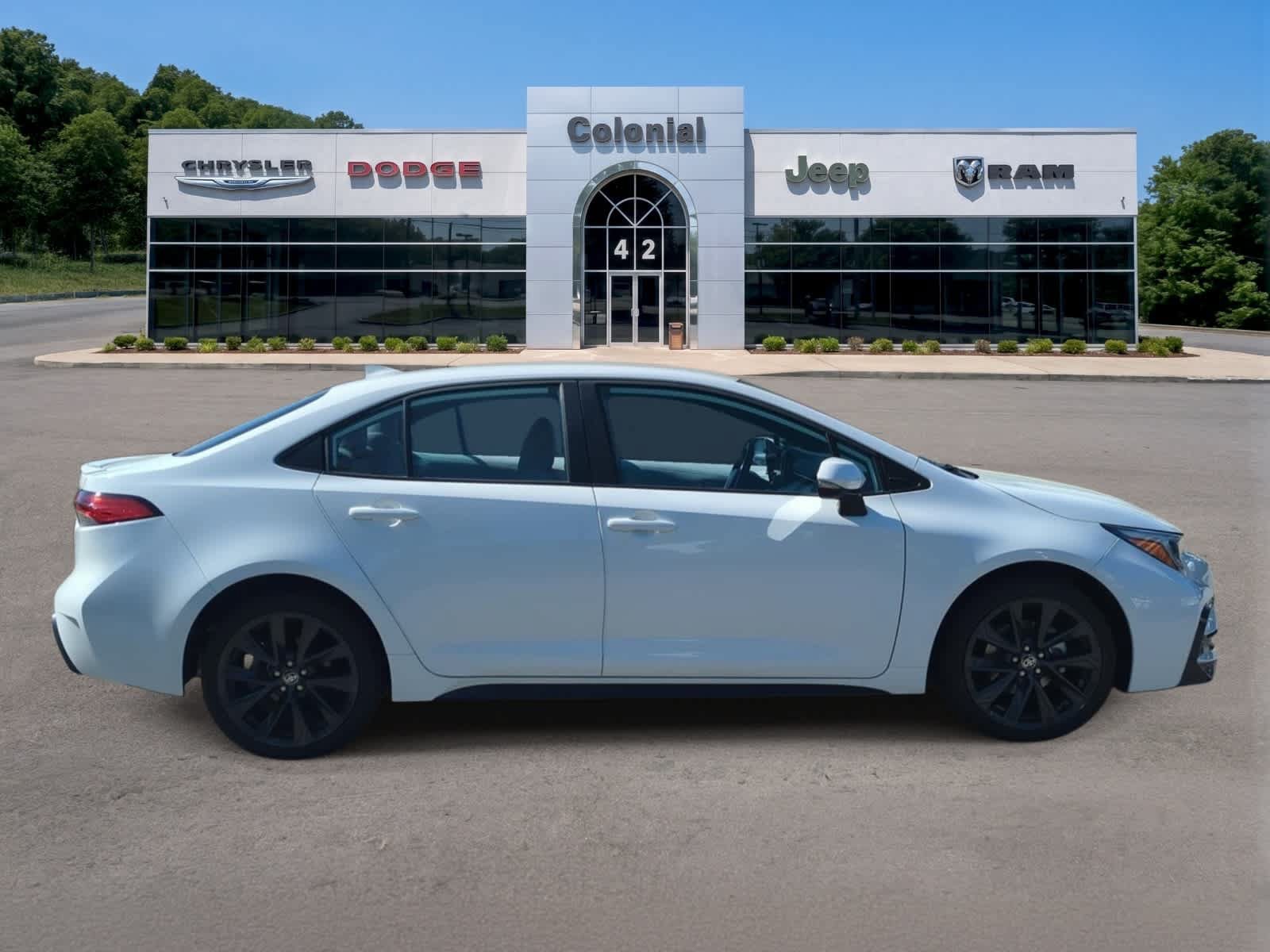 Used 2024 Toyota Corolla SE FWD image 7
