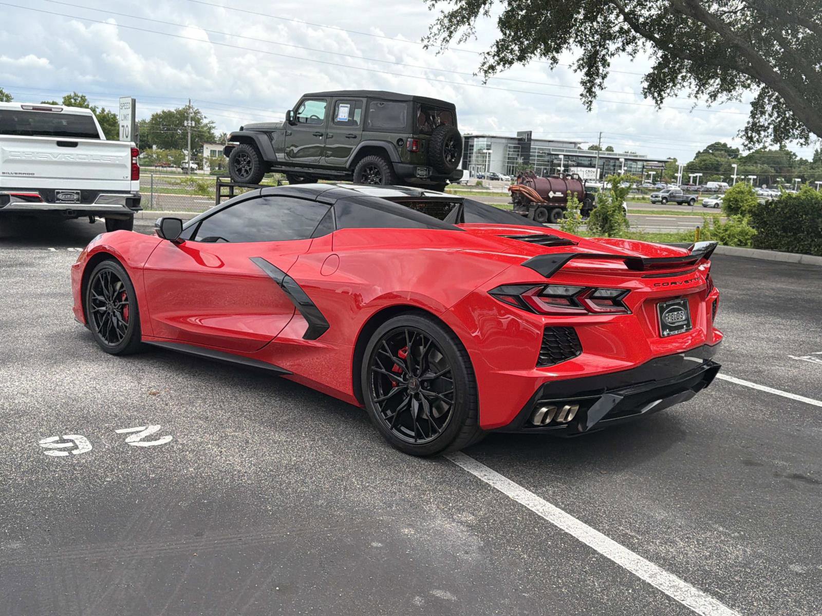 Used 2023 Chevrolet Corvette Stingray Premium Conv w/ Z51 Performance Package RWD image 6