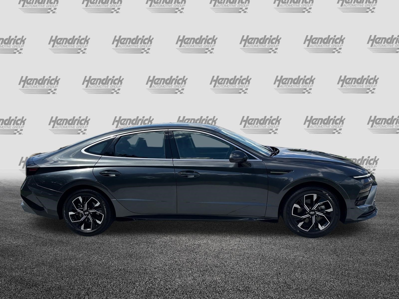 Used 2025 Hyundai Sonata SEL FWD image 11