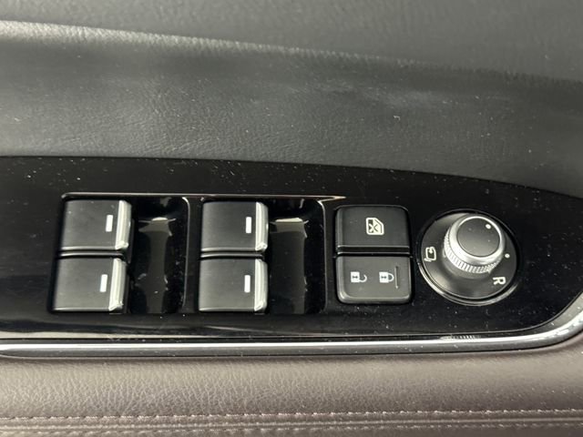 Used 2023 MAZDA CX-5 Signature image 23