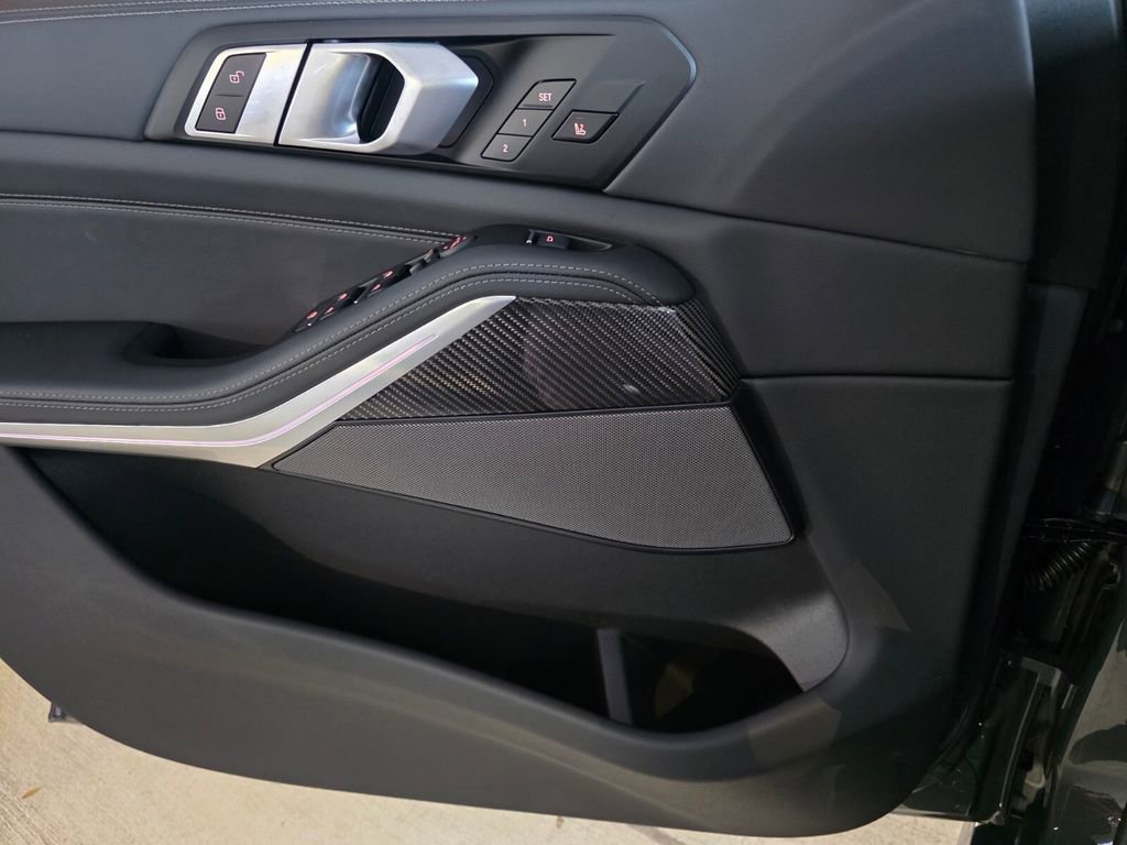 New 2026 BMW X5 M60i w/ Executive Package image 16