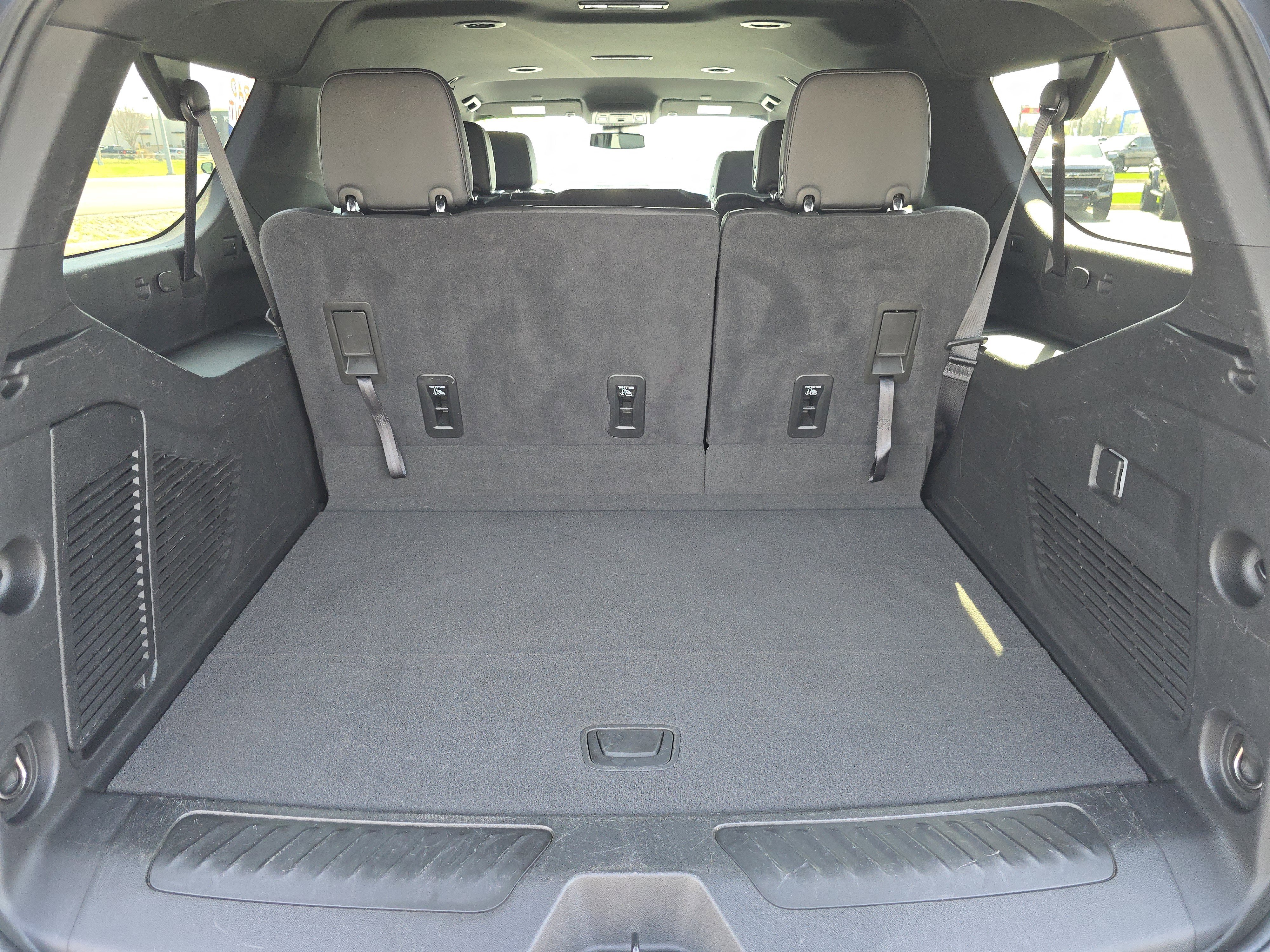 Used 2024 Chevrolet Suburban LT AWD/4WD image 24