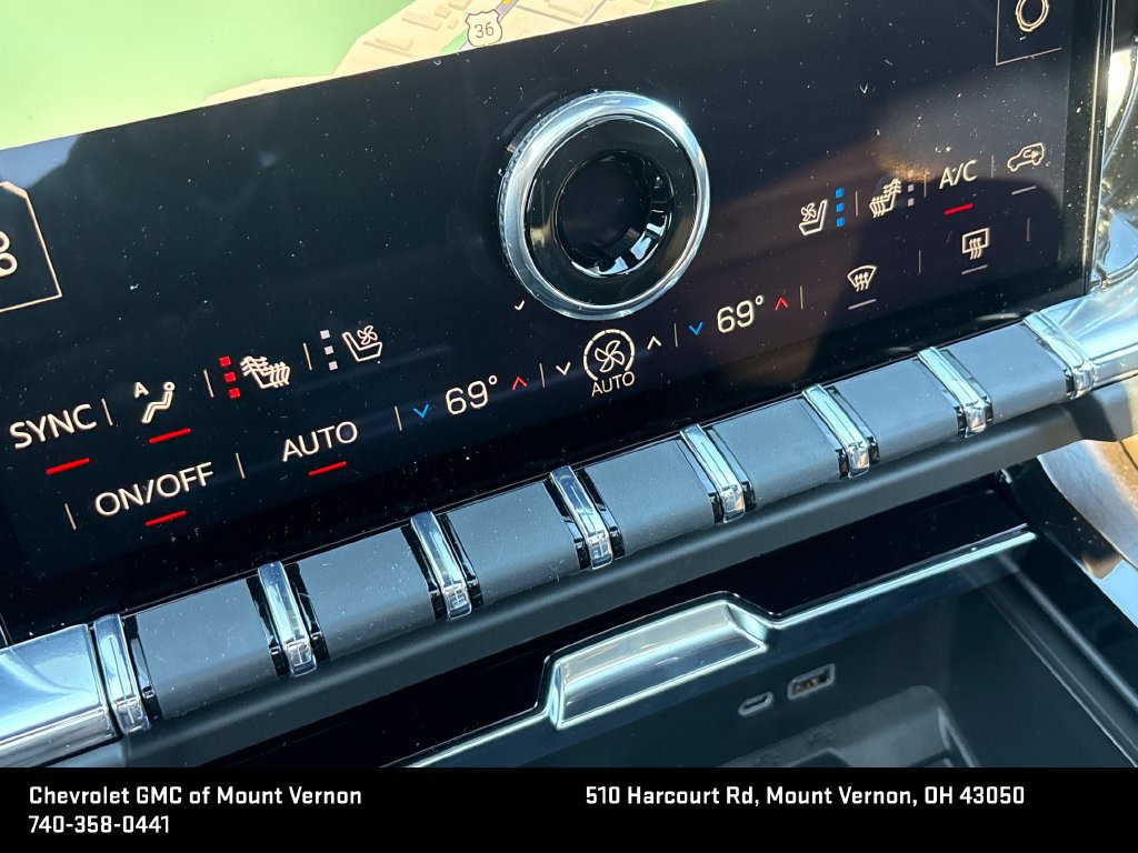 New 2026 GMC Yukon Denali Ultimate AWD/4WD image 37