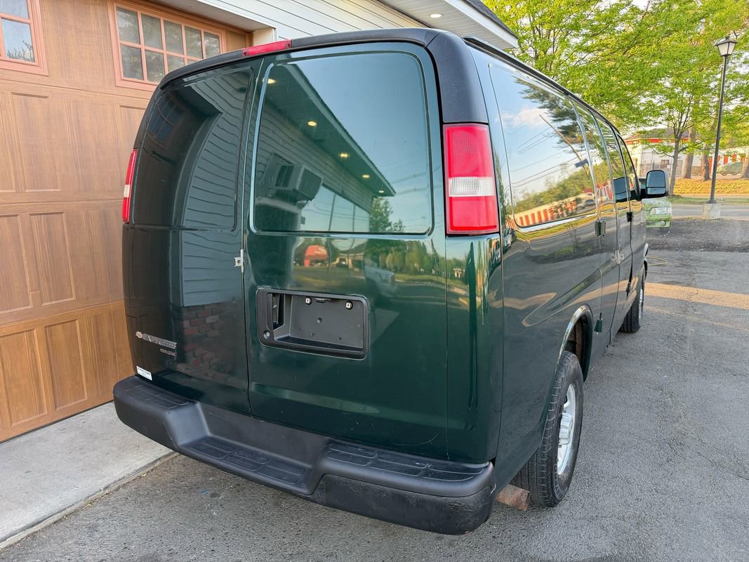 Used 2013 Chevrolet Express 2500 RWD image 3