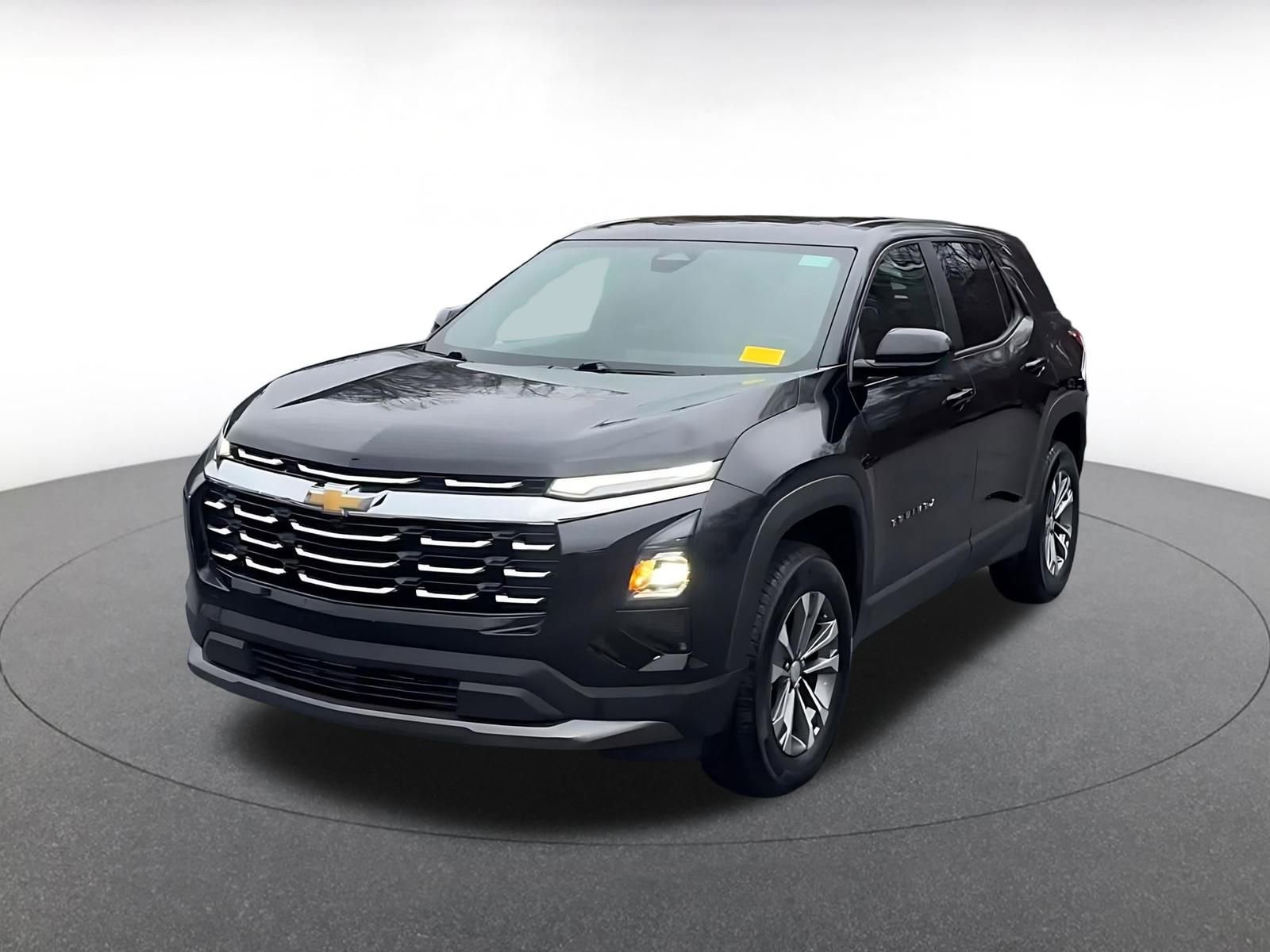 Used 2025 Chevrolet Equinox LT image 7