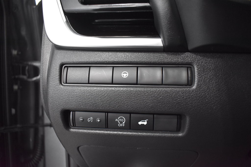 Certified 2023 Nissan Rogue SL w/ SL Premium Package AWD/4WD image 19